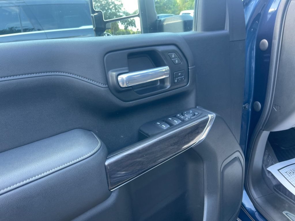 Used 2021 Chevrolet Silverado 3500 LTZ w/ LTZ Convenience Package AWD/4WD image 11