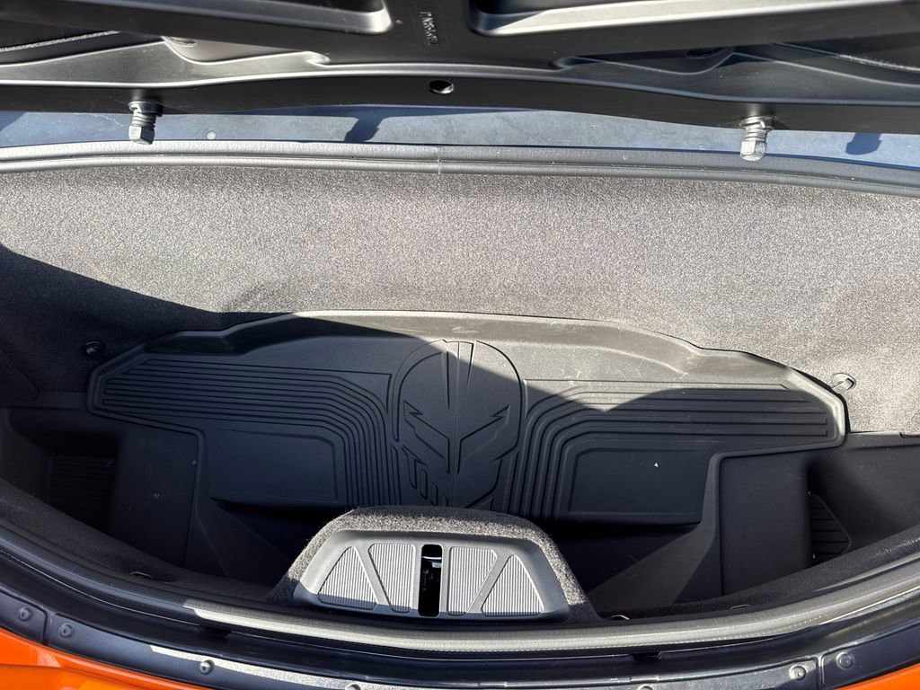 Used 2023 Chevrolet Corvette Stingray Premium Conv w/ Z51 Performance Package image 19