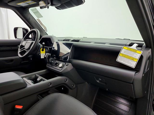 New 2026 Land Rover Defender 110 OCTA AWD/4WD image 17