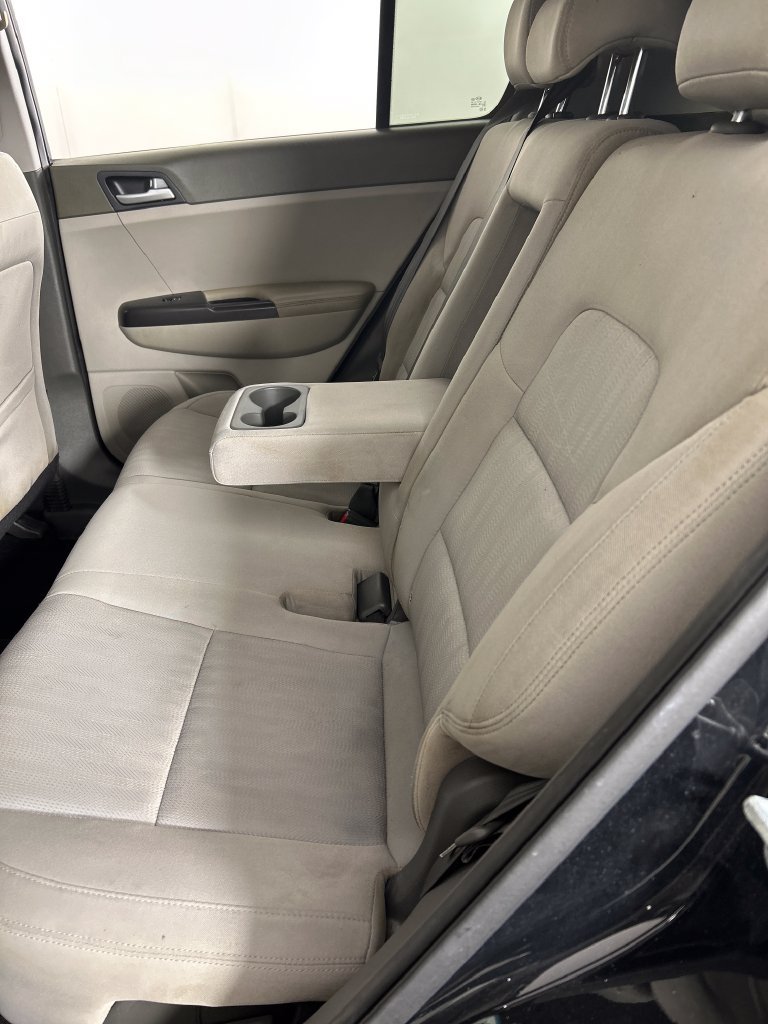 Used 2017 Kia Sportage LX FWD image 17