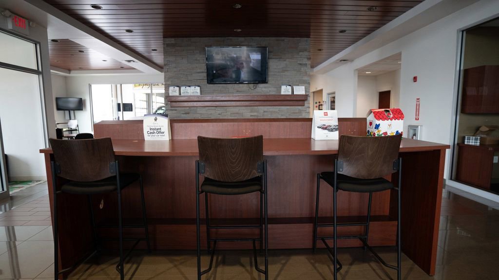 Used 2023 Toyota Corolla LE image 34