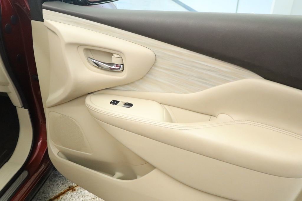 Used 2015 Nissan Murano SL w/ SL Technology Package image 19