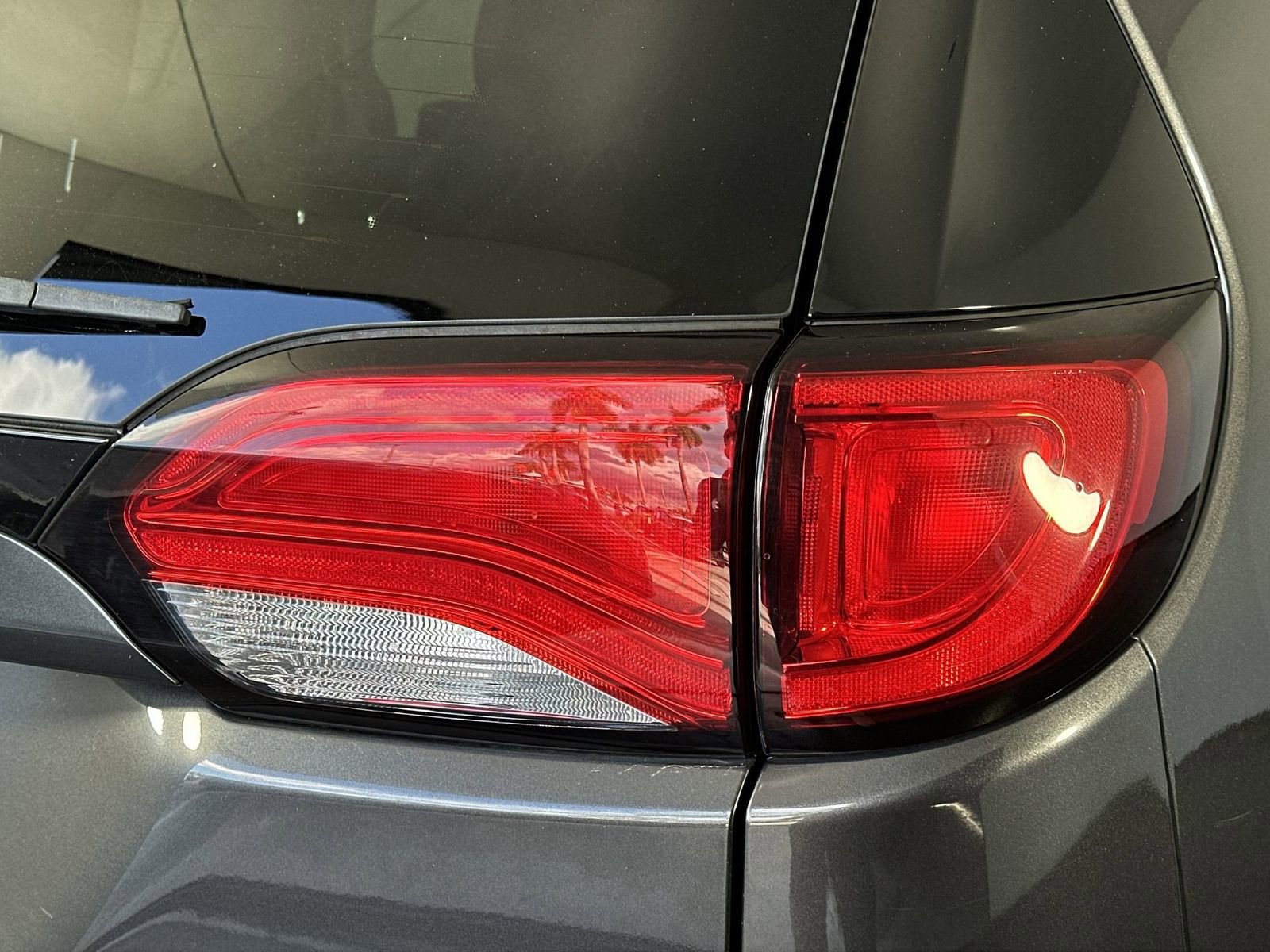 Used 2018 Chrysler Pacifica LX w/ Tire & Wheel Group image 30