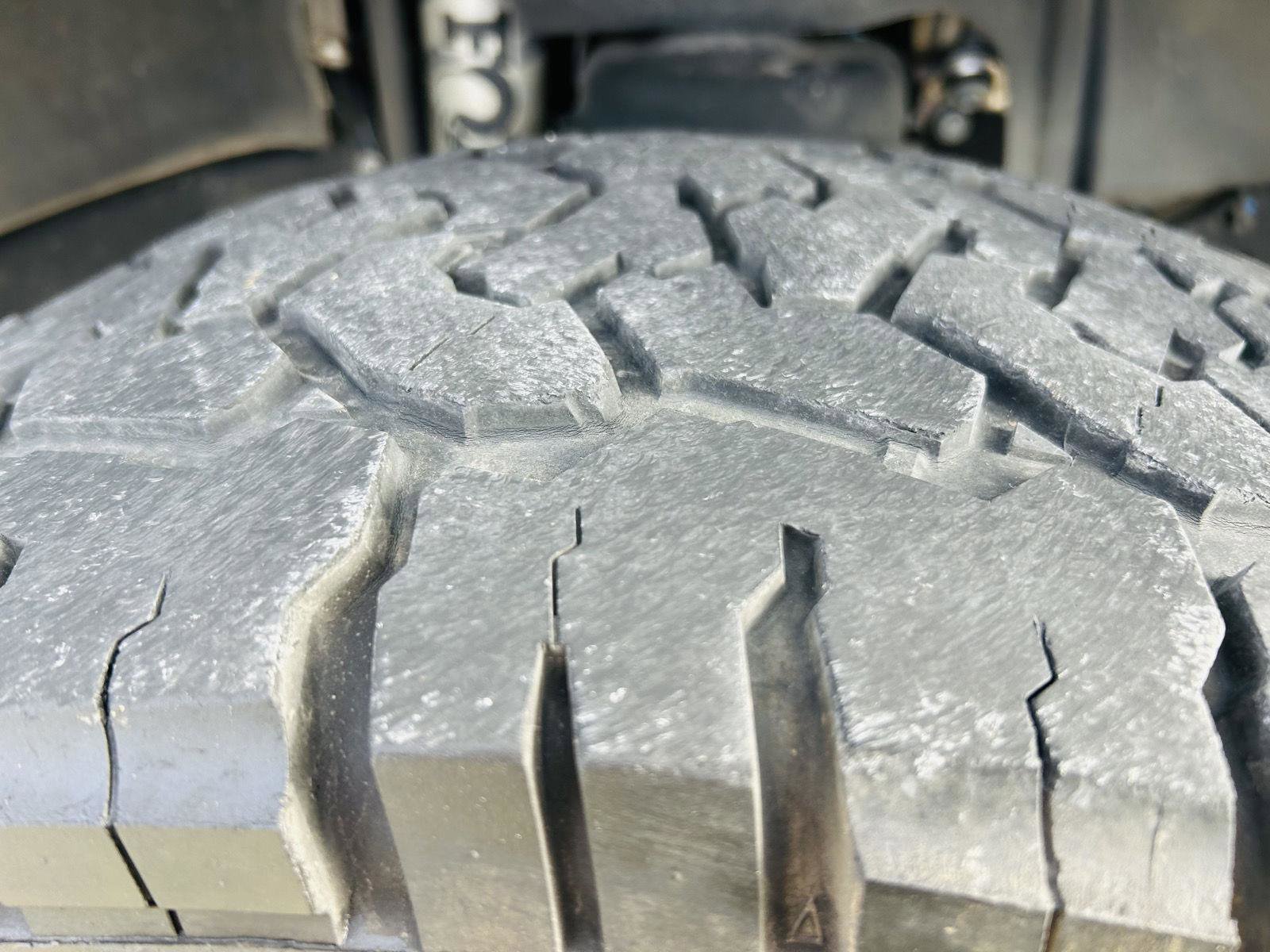 Used 2022 Jeep Gladiator Sport image 35