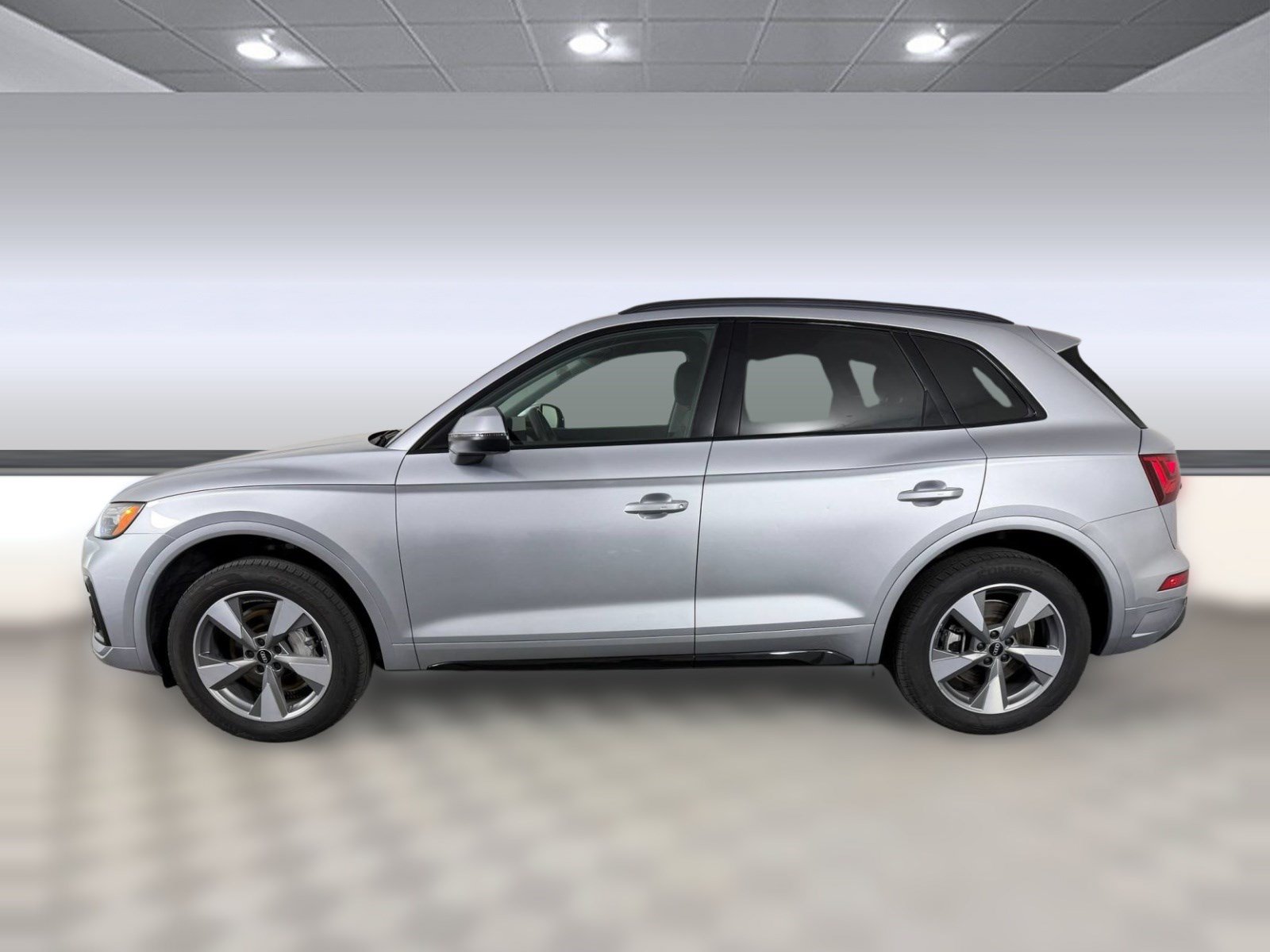 Used 2025 Audi Q5 2.0T Premium Plus AWD/4WD image 2