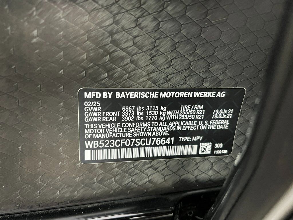 Certified 2025 BMW iX xDrive50 image 27