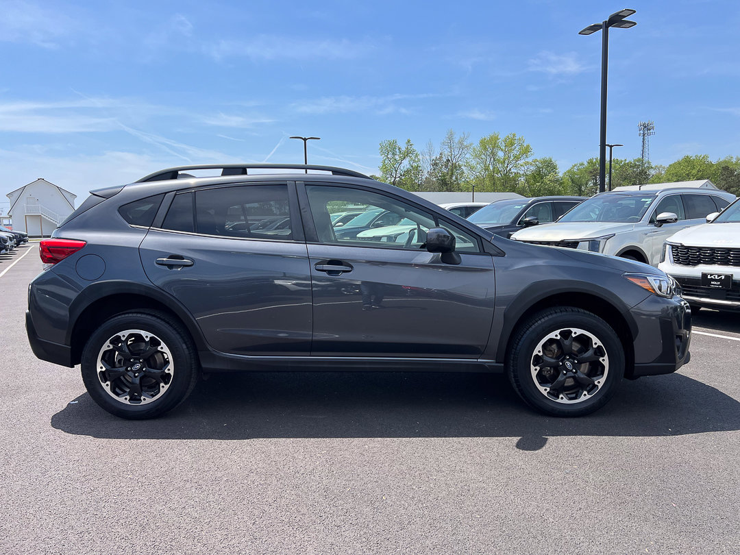 Used 2023 Subaru Crosstrek 2.0i Premium AWD/4WD image 9