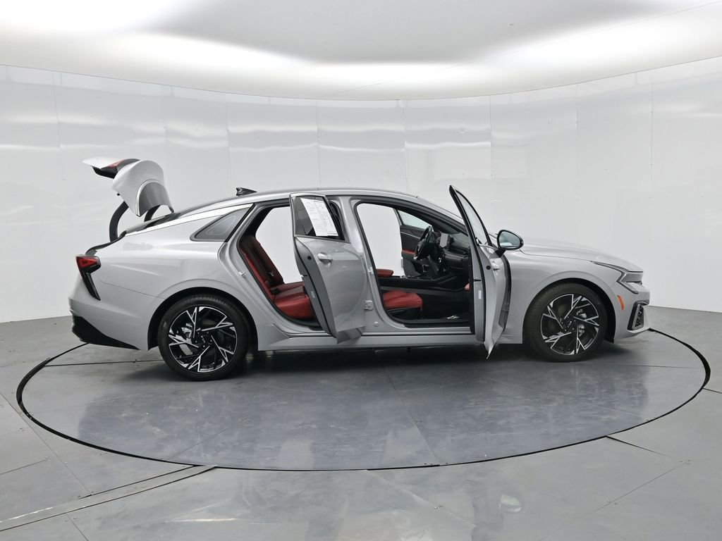 Used 2025 Kia K5 GT-Line w/ GT-Line Premium Package FWD image 3
