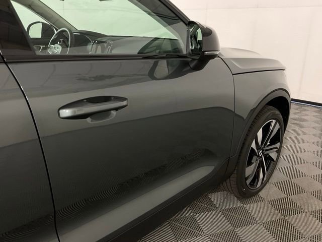 New 2026 Volvo XC40 B5 Ultra w/ Protection Package Premier AWD/4WD image 7