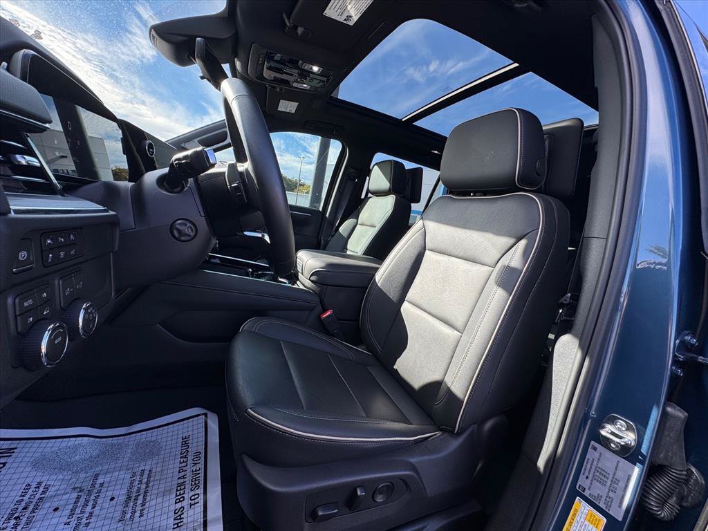 Used 2026 Chevrolet Tahoe Premier AWD/4WD image 20