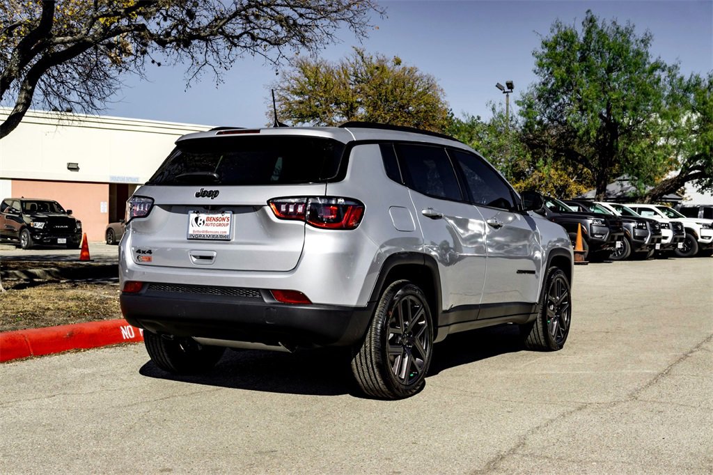 New 2026 Jeep Compass Latitude image 4
