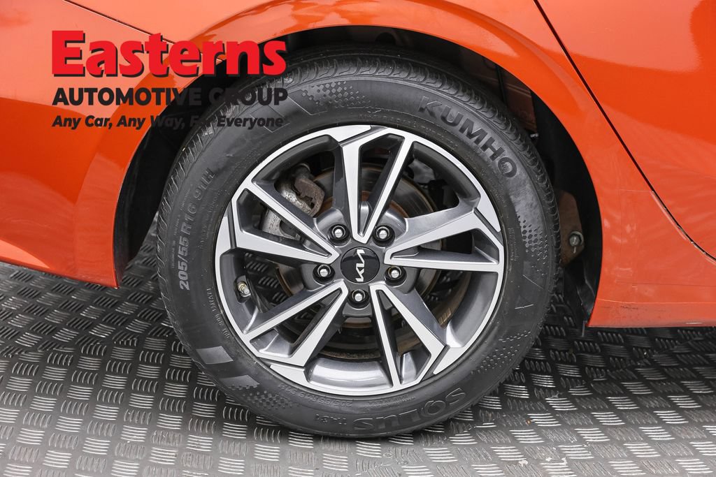 Used 2023 Kia Forte LXS w/ LXS Technology Package FWD image 31
