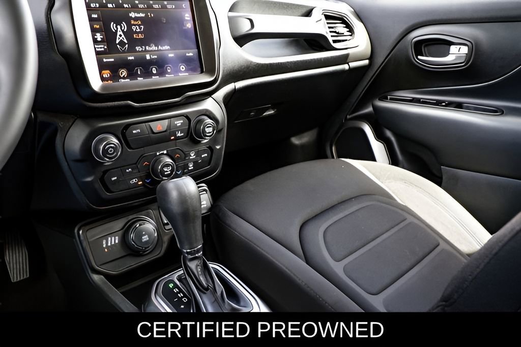 Used 2022 Jeep Renegade Latitude image 20