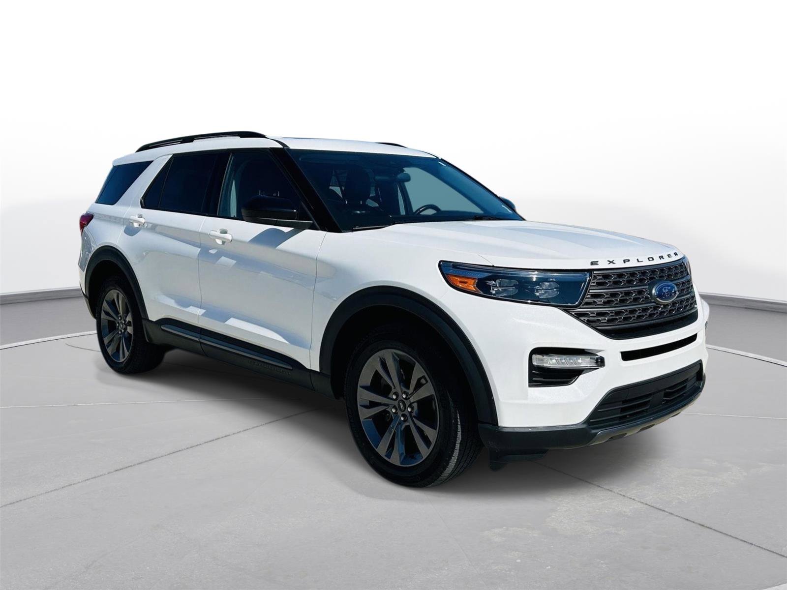 Used 2022 Ford Explorer XLT w/ Equipment Group 202A AWD/4WD video 2