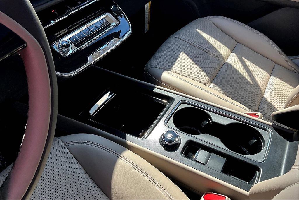 New 2024 Lincoln Corsair Grand Touring w/ Equipment Group 301A image 6