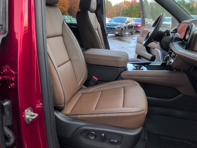 New 2026 Chevrolet Suburban High Country image 44