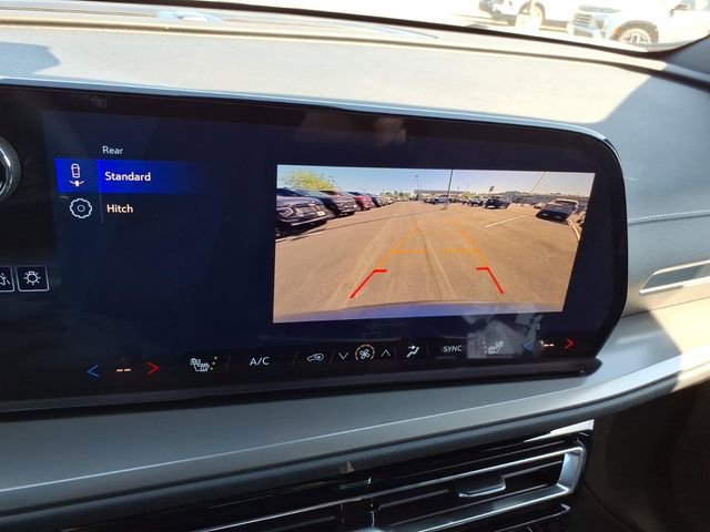 New 2026 Chevrolet Traverse LT w/ Midnight/Sport Edition FWD image 15