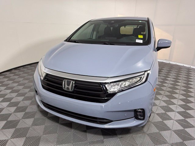 Used 2024 Honda Odyssey Touring image 2