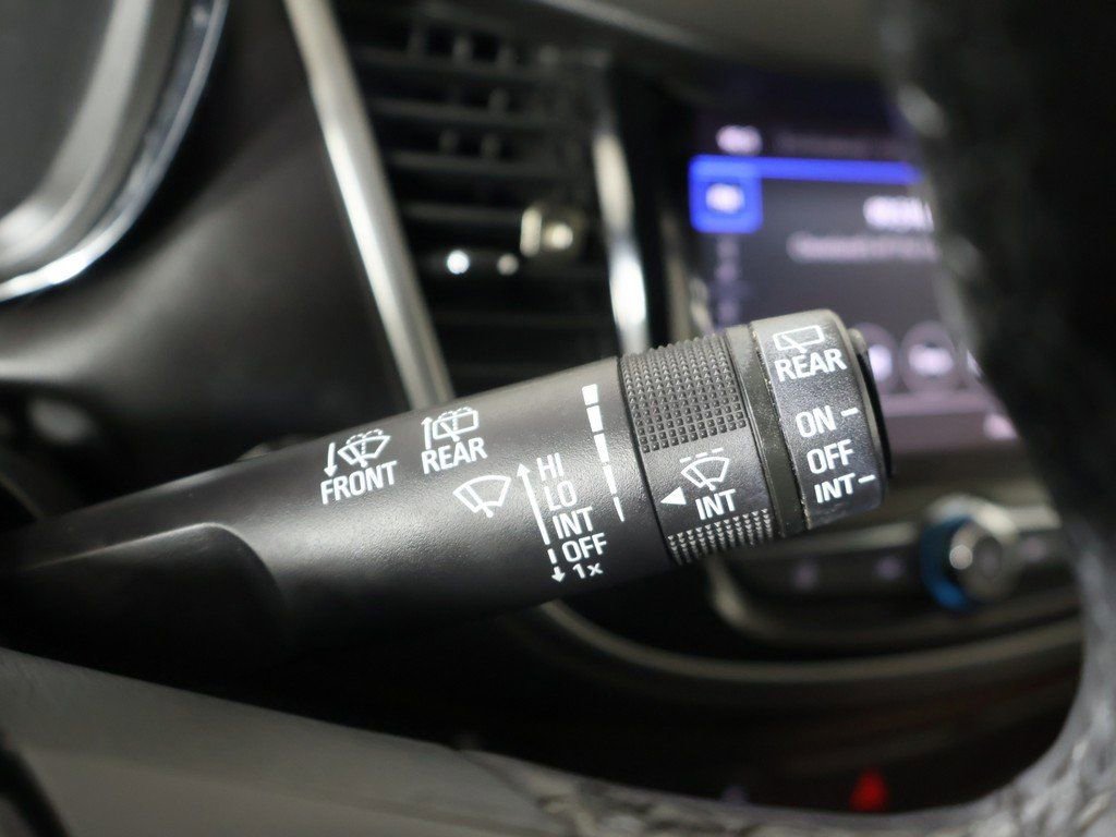 Used 2020 Chevrolet Trax LT w/ Driver Confidence Package image 35