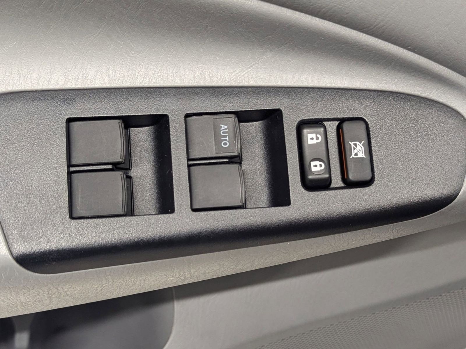 Used 2015 Toyota Tacoma 4x4 Double Cab image 17