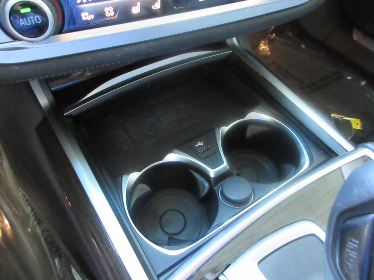 Used 2022 BMW 740i image 51