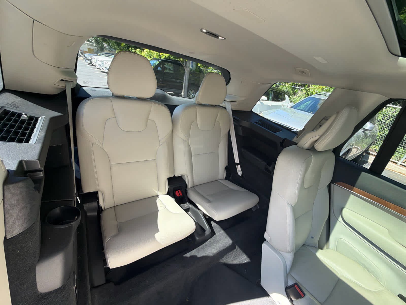 Used 2022 Volvo XC90 T8 Inscription Expression AWD/4WD image 21