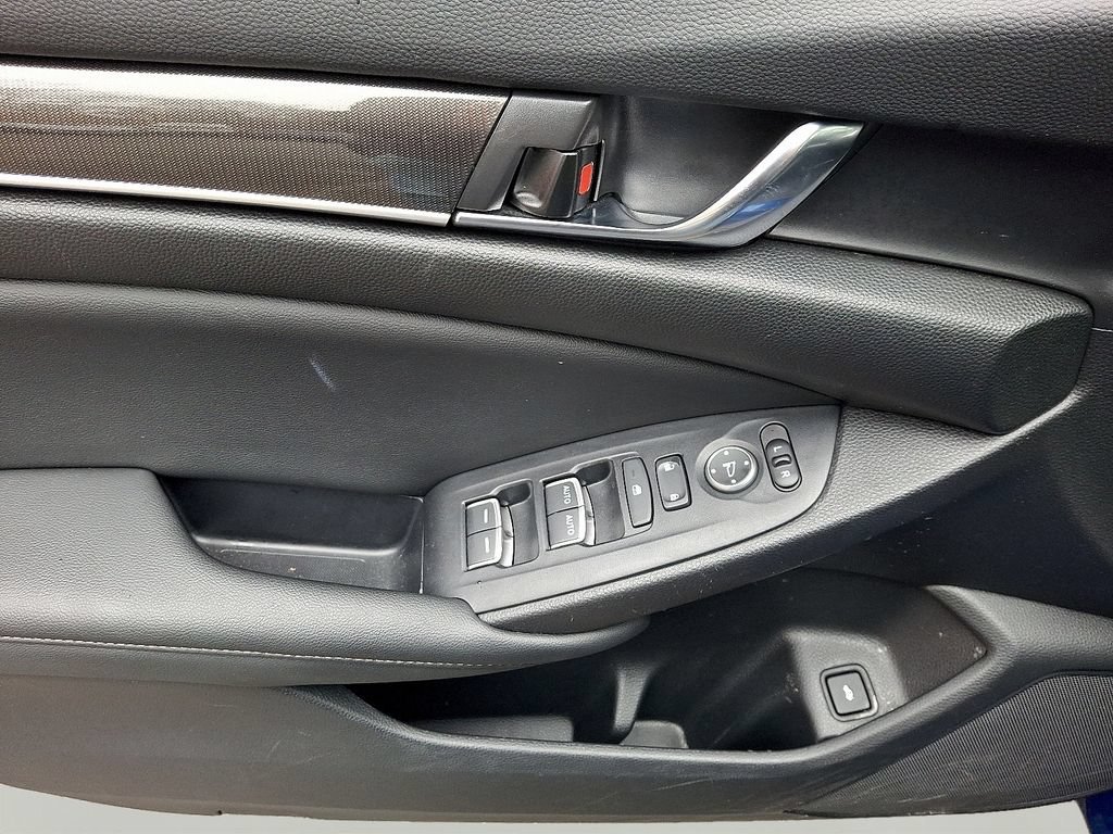 Used 2022 Honda Accord Sport image 13