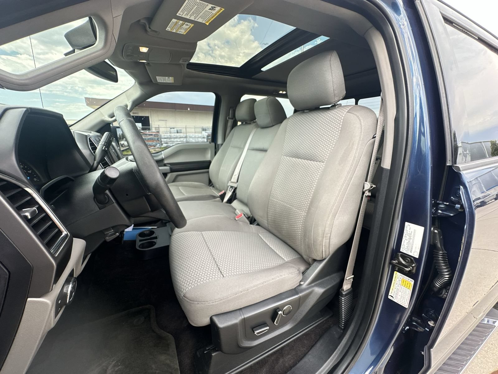 Used 2016 Ford F150 XLT w/ Equipment Group 302A Luxury AWD/4WD image 20