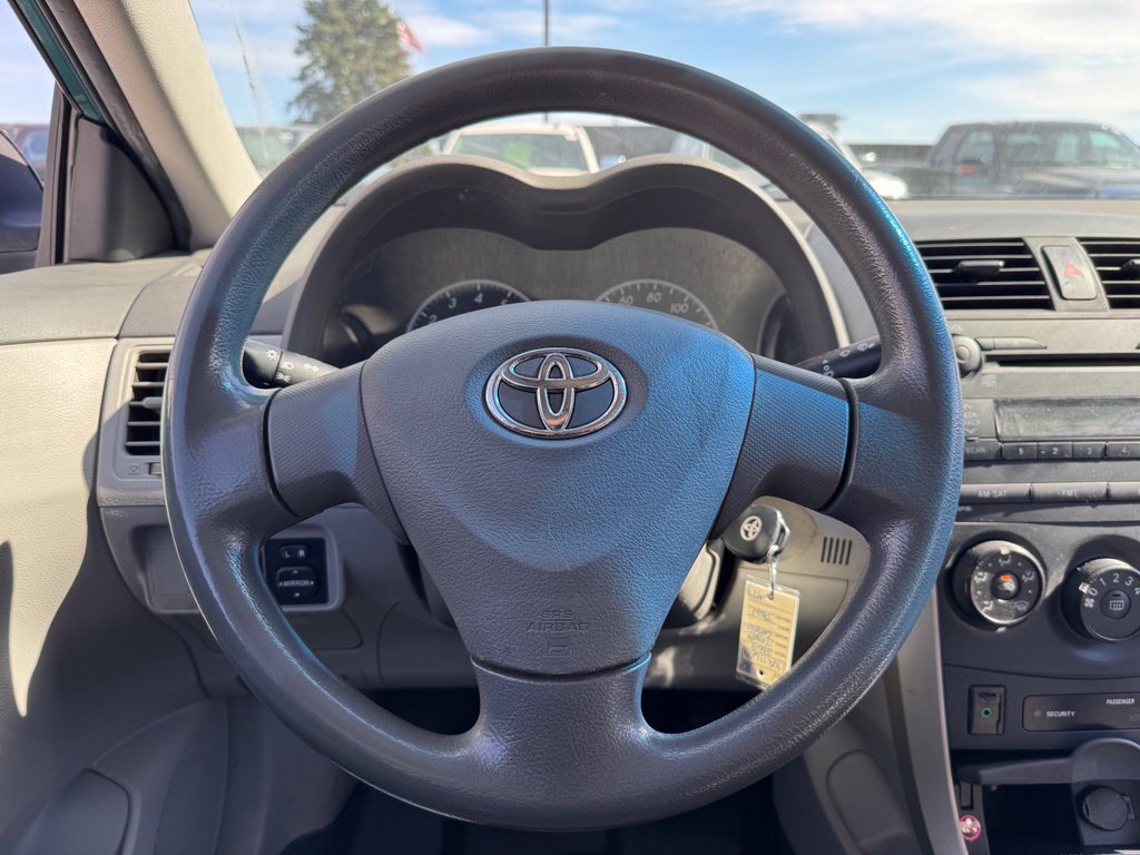 Used 2009 Toyota Corolla LE FWD image 26