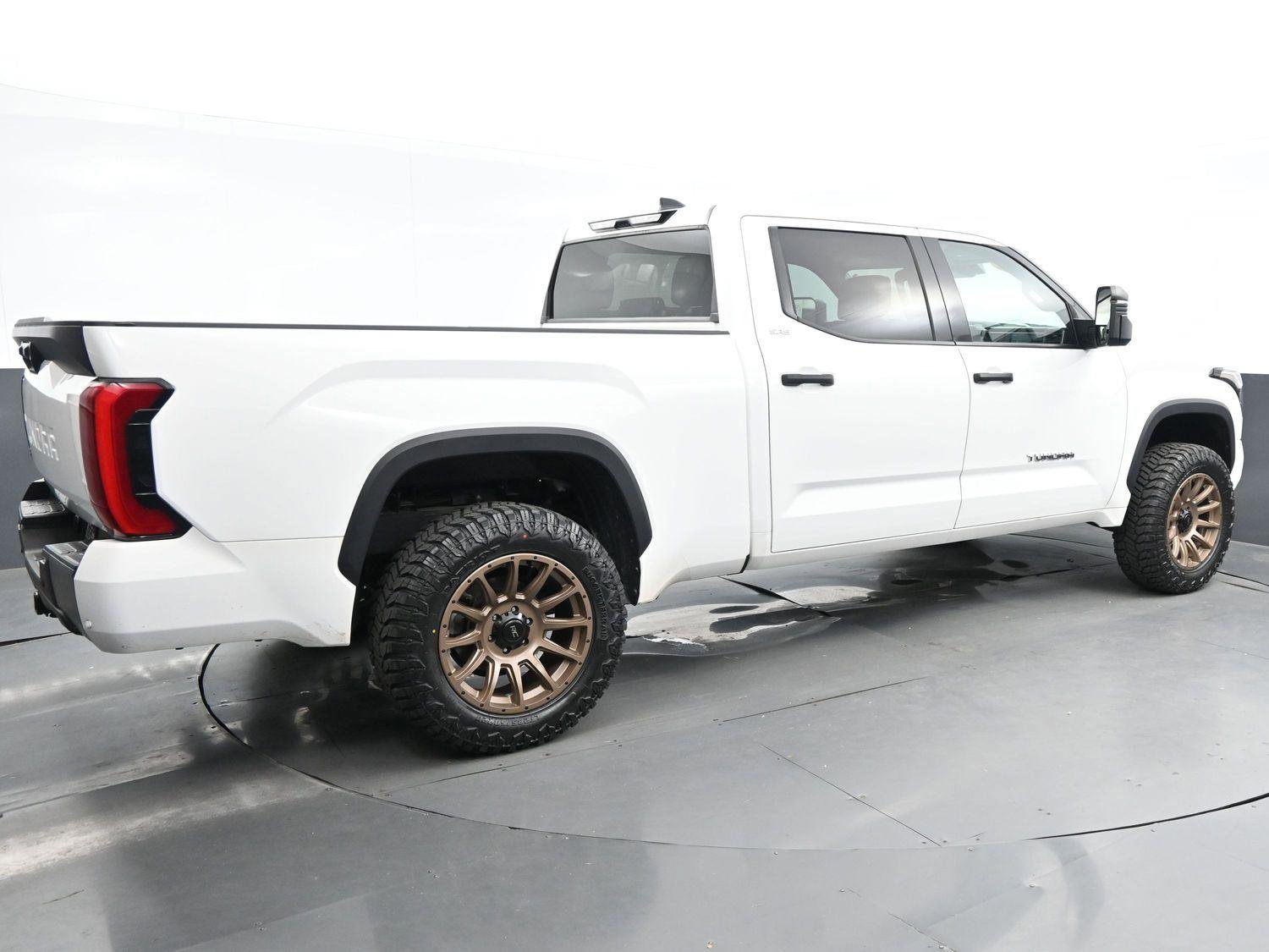 Used 2022 Toyota Tundra SR5 image 7