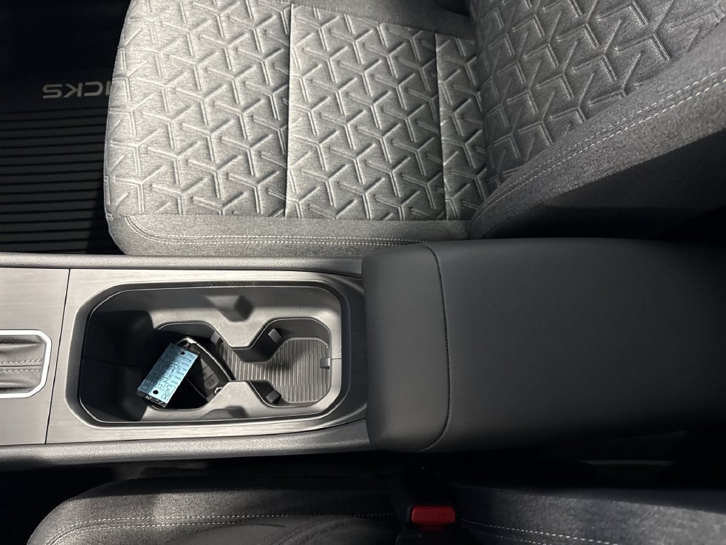 New 2026 Nissan Kicks SV w/ Cold Weather Package FWD image 21