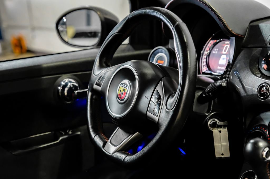 Used 2015 FIAT 500 Abarth image 15