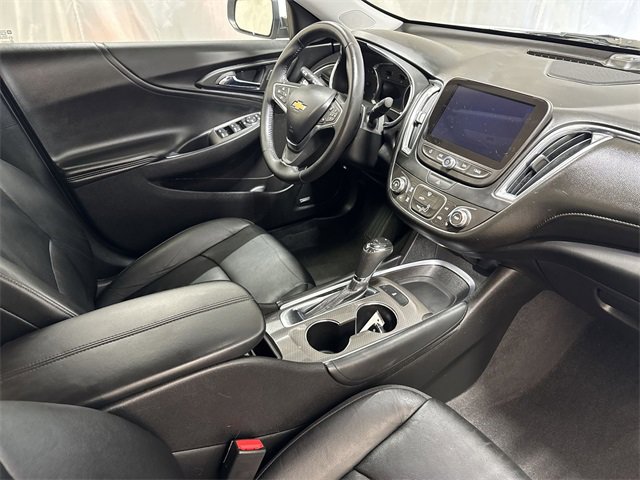 Certified 2017 Chevrolet Malibu LT w/ Leather Package image 26
