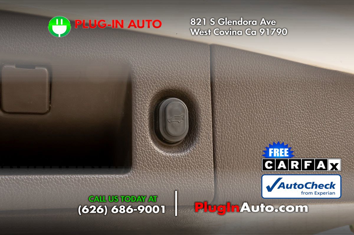 Used 2016 Chevrolet Tahoe LTZ AWD/4WD image 15