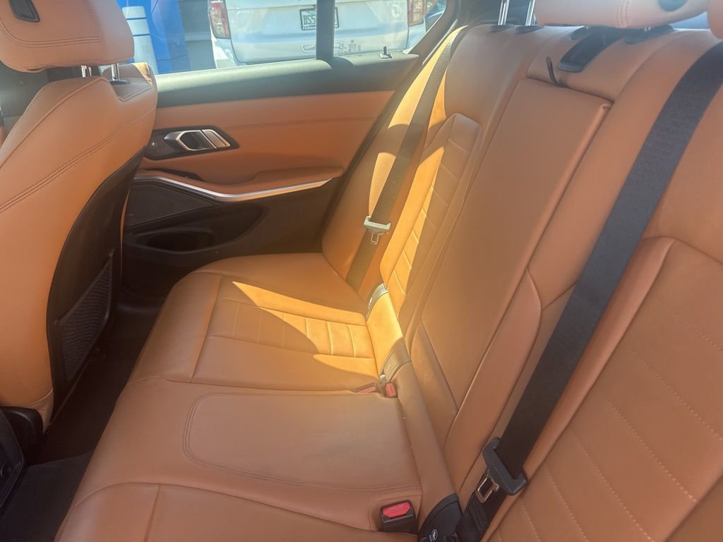 Used 2020 BMW 330i Sedan w/ Premium Package image 14