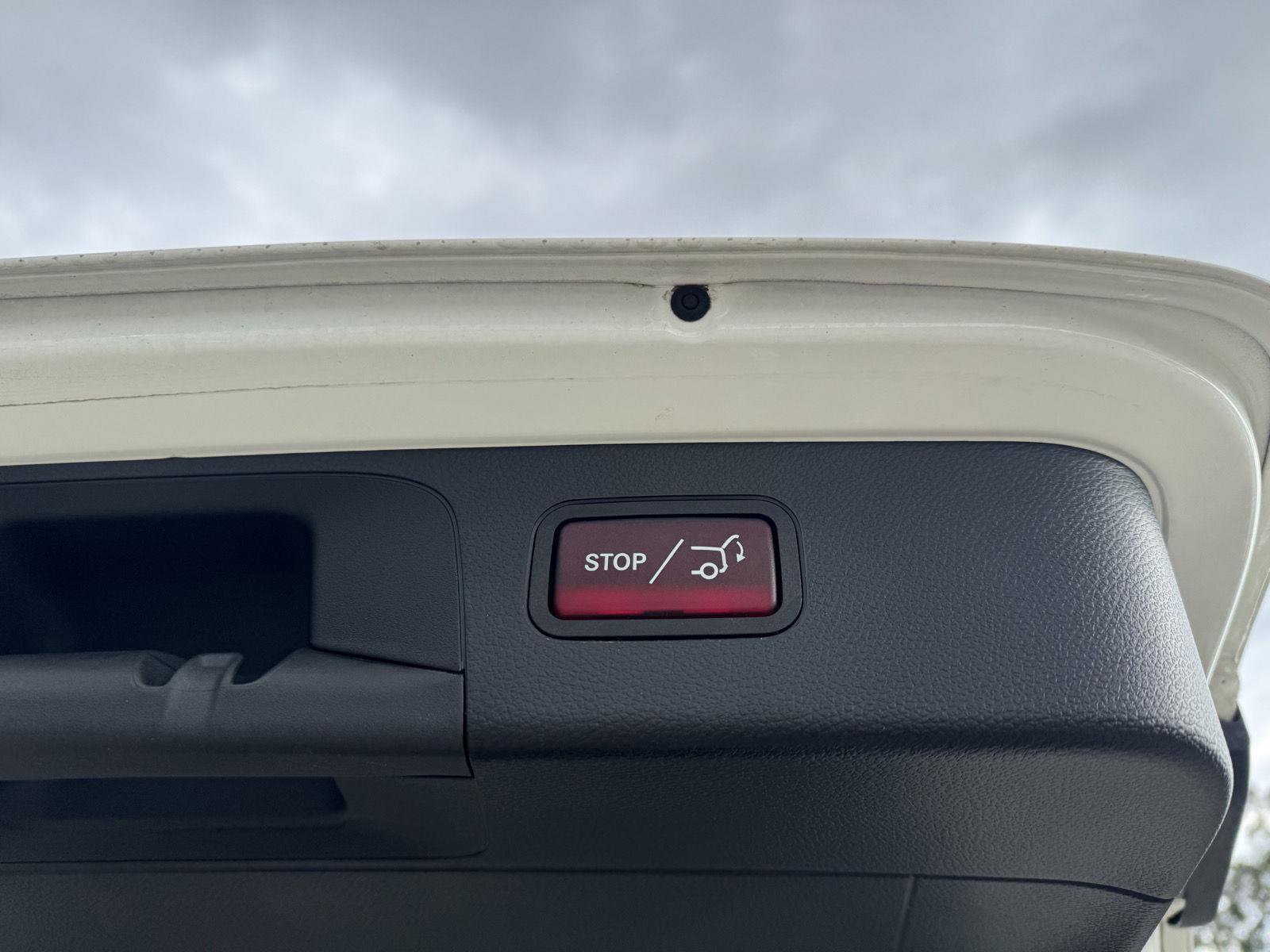 Certified 2019 Mercedes-Benz GLC 300 image 22