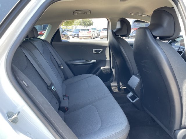 Used 2025 Kia K4 FWD image 26