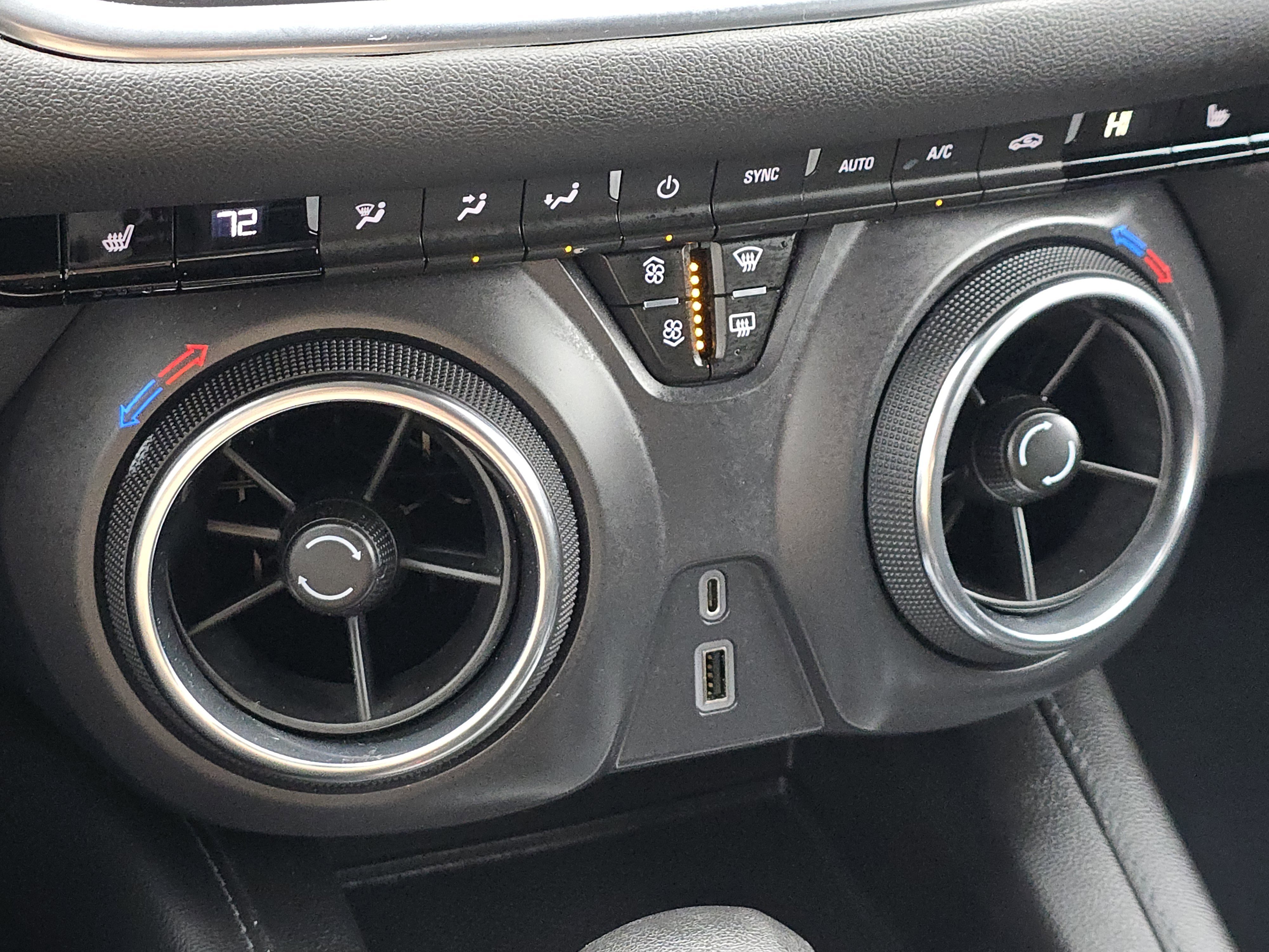 Used 2021 Chevrolet Blazer LT image 21