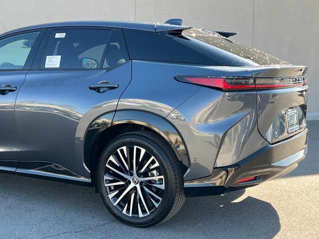 New 2026 Lexus RZ 350e 2WD w/ Technology Package image 8