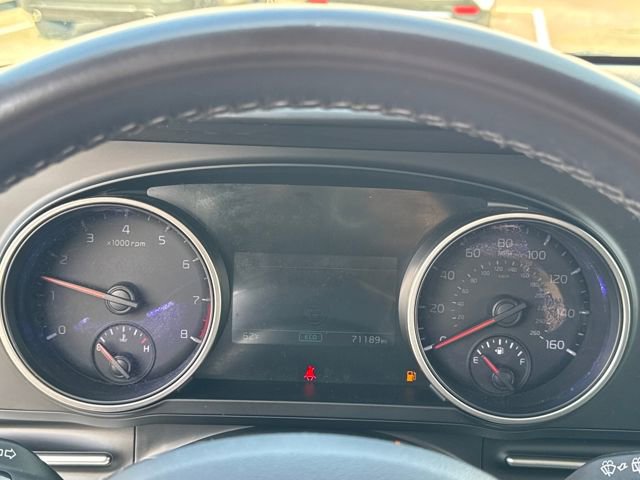 Used 2023 Kia Carnival LX image 16