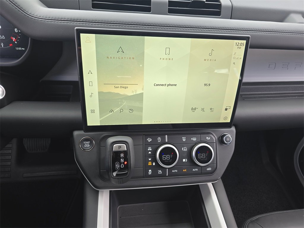 New 2026 Land Rover Defender 110 S image 20