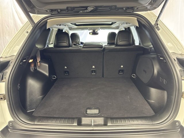 Used 2021 Jeep Cherokee Latitude Lux w/ Sun & Sound Group image 24