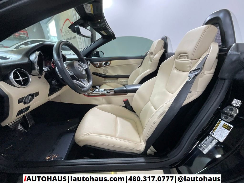 Used 2019 Mercedes-Benz SLC 300 w/ Premium Package image 15