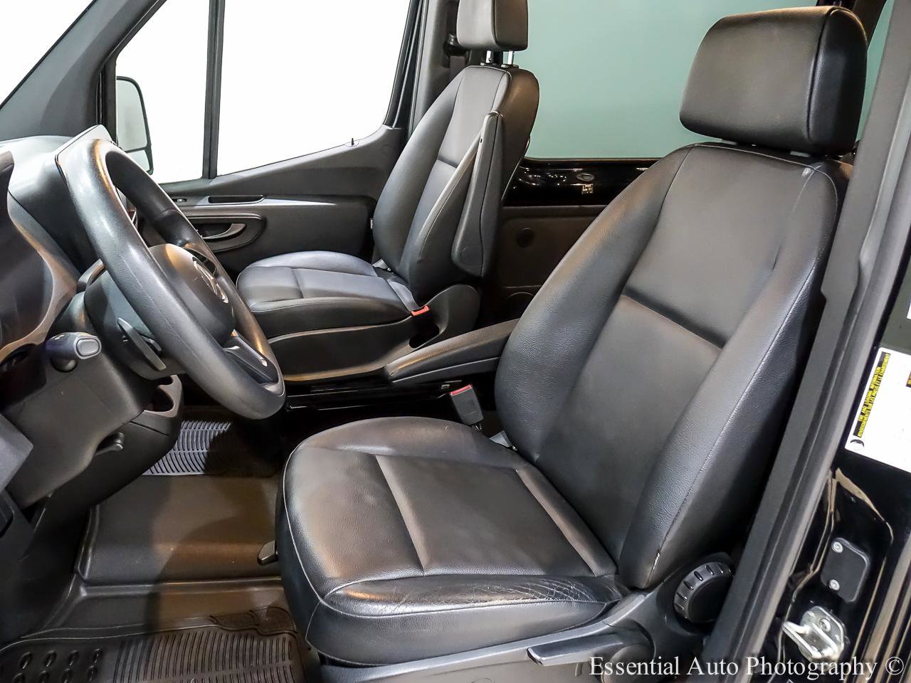 Used 2019 Mercedes-Benz Sprinter 2500 image 7
