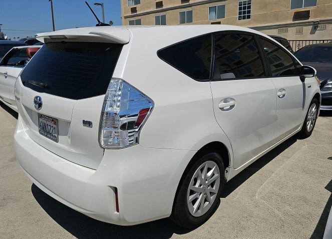 Used 2012 Toyota Prius V Three FWD image 2