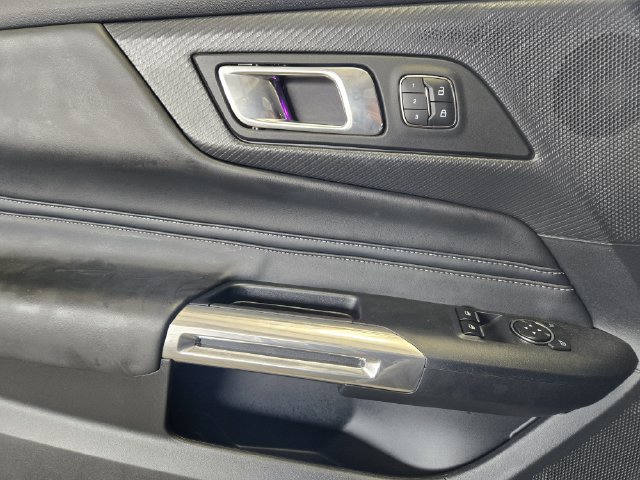 Used 2025 Ford Mustang GT Premium RWD image 25