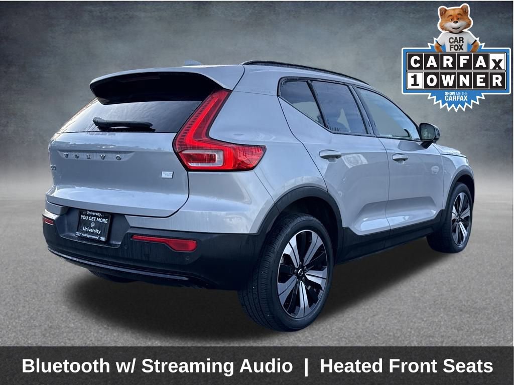 Used 2023 Volvo XC40 Recharge Plus image 9