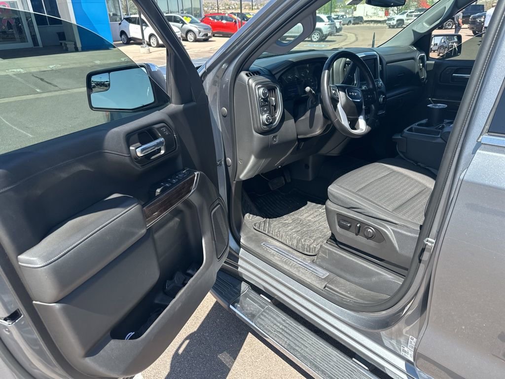 Used 2021 GMC Sierra 1500 SLE w/ X31 Off-Road Package image 8