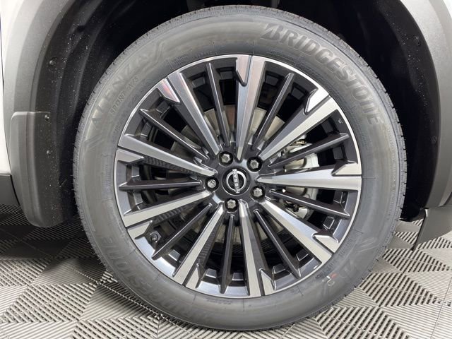 New 2026 Nissan Pathfinder Platinum image 14