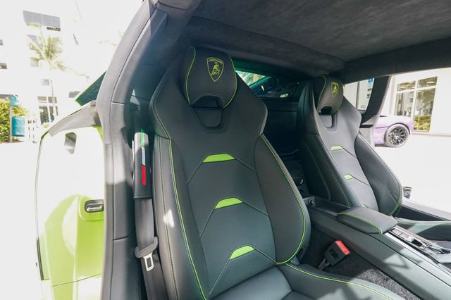Used 2021 Lamborghini Huracan EVO RWD image 79